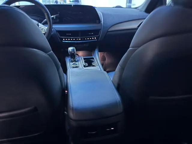 Cadillac CT5 2024 28T Luxury type interior photo 14 Cadillac CT5 2024 28T Luxury type interior photo 14