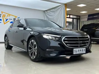 Mercedes-Benz E-Class 2025 Reforma E 300 L De lujo Coche exterior foto 3 Mercedes-Benz E-Class 2025 Reforma E 300 L De lujo Coche exterior foto 3