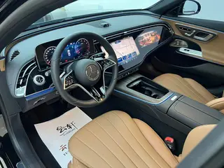 Mercedes-Benz E-Class 2025 Reforma E 300 L De lujo Coche interior foto 13 Mercedes-Benz E-Class 2025 Reforma E 300 L De lujo Coche interior foto 13