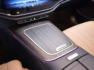 Mercedes-Benz E-Class 2025 E 300 L Luxury type Passenger car interior photo 13 Mercedes-Benz E-Class 2025 E 300 L Luxury type Passenger car interior photo 13