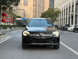 Mercedes-Benz GLC 2021 GLC 260 L 4MATIC De lujo exterior foto 2 Mercedes-Benz GLC 2021 GLC 260 L 4MATIC De lujo exterior foto 2