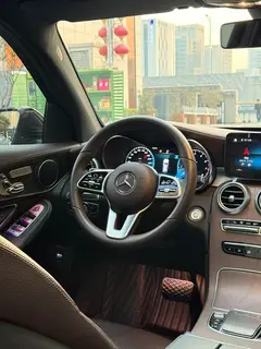 Mercedes-Benz GLC 2021 GLC 260 L 4MATIC De lujo interior foto 13 Mercedes-Benz GLC 2021 GLC 260 L 4MATIC De lujo interior foto 13