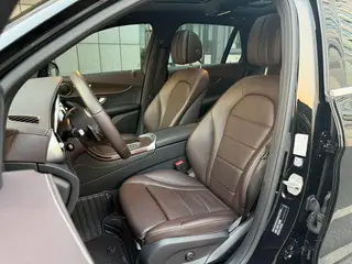 Mercedes-Benz GLC 2021 GLC 260 L 4MATIC De lujo interior foto 18 Mercedes-Benz GLC 2021 GLC 260 L 4MATIC De lujo interior foto 18