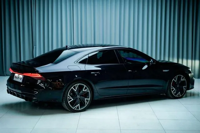 Audi A7L 2024 45 TFSI quattro Edición Black Samurai interior foto 8