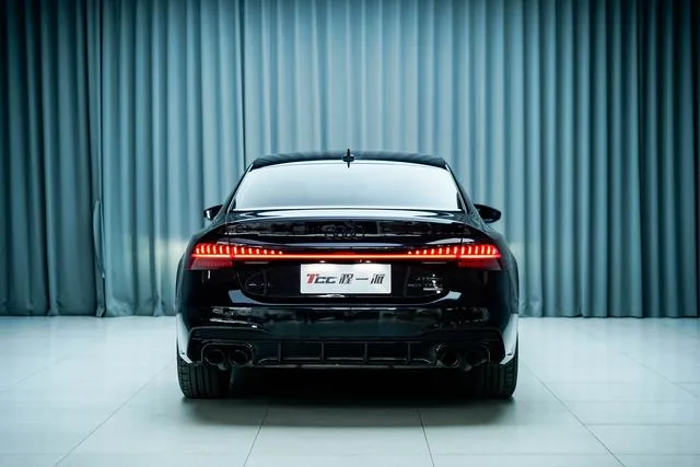 Audi A7L 2024 45 TFSI quattro Edición Black Samurai interior foto 9