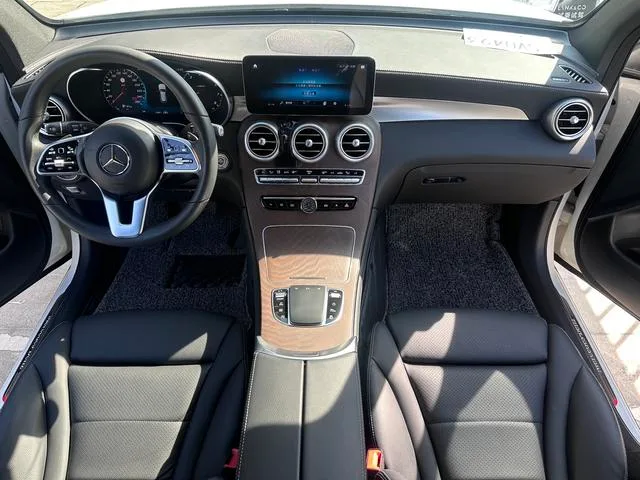 Mercedes-Benz GLC 2022 Reforma GLC 300 L 4MATIC De lujo interior foto 7 Mercedes-Benz GLC 2022 Reforma GLC 300 L 4MATIC De lujo interior foto 7