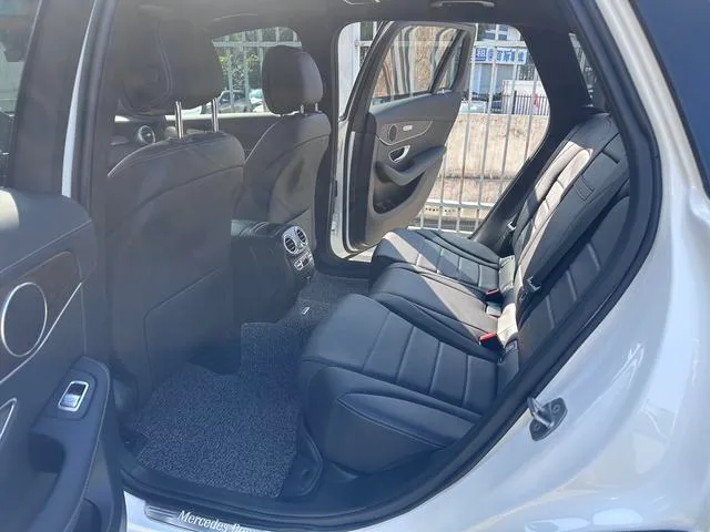 Mercedes-Benz GLC 2022 Reforma GLC 300 L 4MATIC De lujo interior foto 11 Mercedes-Benz GLC 2022 Reforma GLC 300 L 4MATIC De lujo interior foto 11