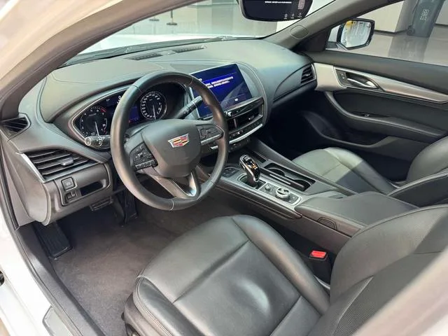 Cadillac CT5 2021 28T Luxury type interior photo 11