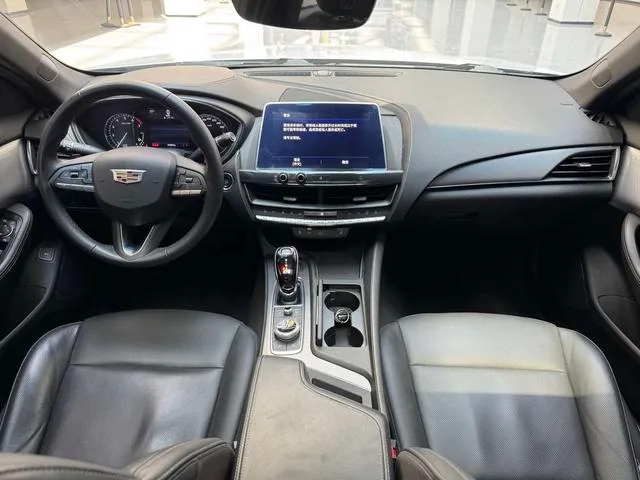 Cadillac CT5 2021 28T Luxury type interior photo 13