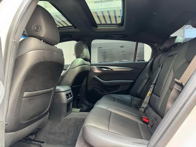 Cadillac CT5 2021 28T Luxury type interior photo 15