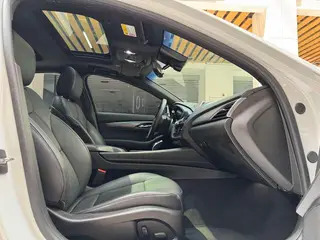 Cadillac CT5 2021 28T Luxury type interior photo 17