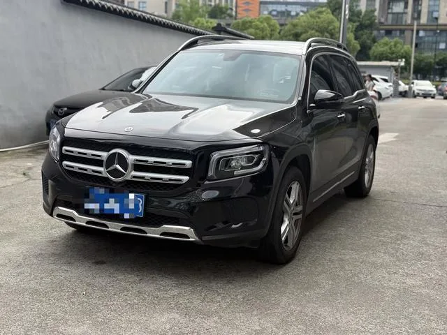 Mercedes-Benz GLB 2023 GLB 220 Type dynamique extérieur photo 1 Mercedes-Benz GLB 2023 GLB 220 Type dynamique extérieur photo 1