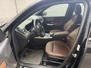 Mercedes-Benz GLB 2023 GLB 220 Type dynamique extérieur photo 5 Mercedes-Benz GLB 2023 GLB 220 Type dynamique extérieur photo 5