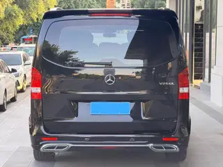 Mercedes-Benz Vito 2023 2.0T Edición de negocios 7 Asiento interior foto 12 Mercedes-Benz Vito 2023 2.0T Edición de negocios 7 Asiento interior foto 12