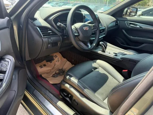 Cadillac CT5 2022 28T Luxury type exterior photo 4 Cadillac CT5 2022 28T Luxury type exterior photo 4