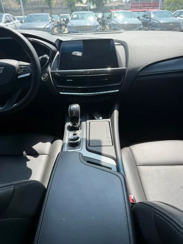 Cadillac CT5 2022 28T Luxury type exterior photo 7 Cadillac CT5 2022 28T Luxury type exterior photo 7