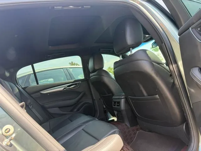 Cadillac CT5 2022 28T Luxury type interior photo 9 Cadillac CT5 2022 28T Luxury type interior photo 9