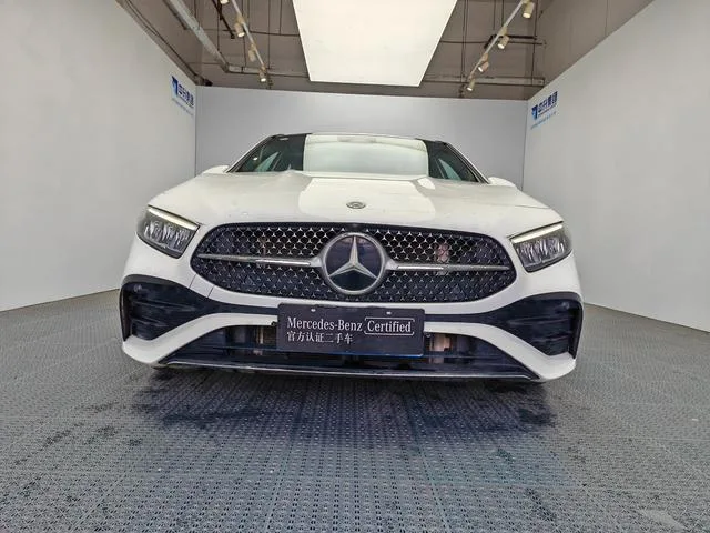Mercedes-Benz A-Class 2023 A 200 L Sport Sedan Fashion Edition exterior photo 2 Mercedes-Benz A-Class 2023 A 200 L Sport Sedan Fashion Edition exterior photo 2