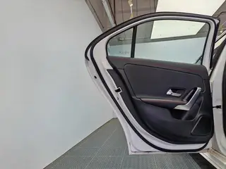 Mercedes-Benz A-Class 2023 A 200 L Sport Sedan Fashion Edition interior photo 14 Mercedes-Benz A-Class 2023 A 200 L Sport Sedan Fashion Edition interior photo 14