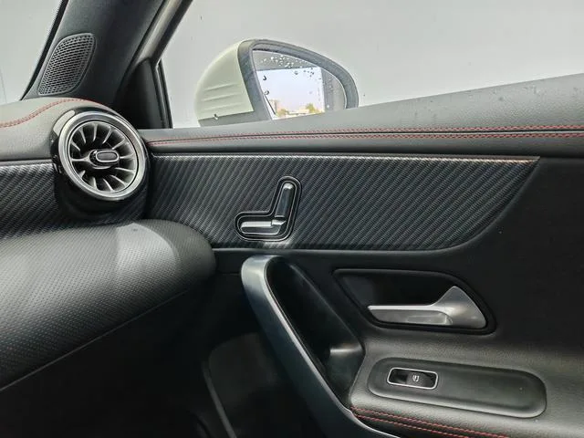Mercedes-Benz A-Class 2023 A 200 L Sport Sedan Fashion Edition interior photo 17 Mercedes-Benz A-Class 2023 A 200 L Sport Sedan Fashion Edition interior photo 17