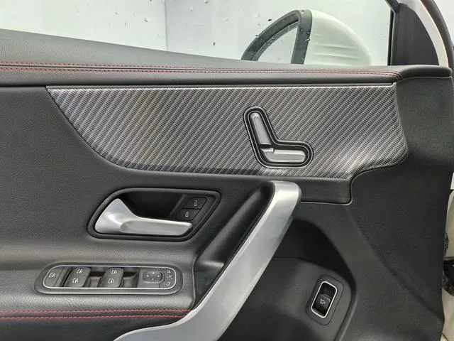 Mercedes-Benz A-Class 2023 A 200 L Sport Sedan Fashion Edition interior photo 18 Mercedes-Benz A-Class 2023 A 200 L Sport Sedan Fashion Edition interior photo 18