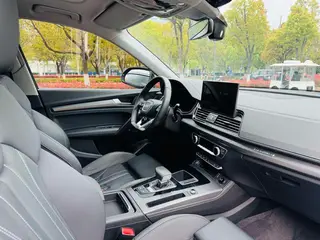 Audi Q5L 2022 Restyling 40T Deluxe Dynamic interior photo 11
