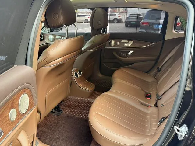 Mercedes-Benz E-Class 2023 E 300 L Luxury type Passenger car exterior photo 5 Mercedes-Benz E-Class 2023 E 300 L Luxury type Passenger car exterior photo 5