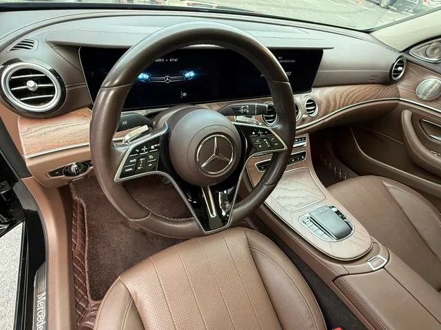 Mercedes-Benz E-Class 2023 E 300 L Luxury type Passenger car exterior photo 7 Mercedes-Benz E-Class 2023 E 300 L Luxury type Passenger car exterior photo 7