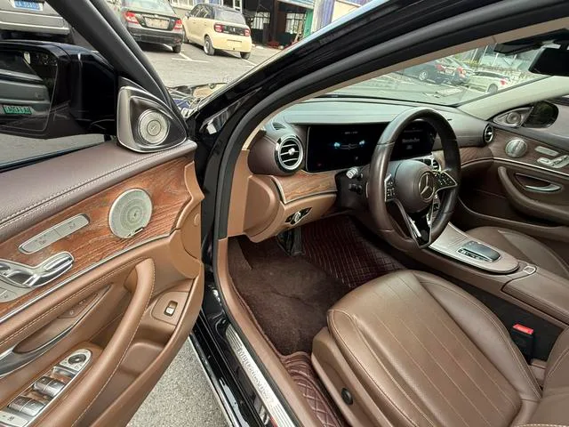Mercedes-Benz E-Class 2023 E 300 L Luxury type Passenger car exterior photo 8 Mercedes-Benz E-Class 2023 E 300 L Luxury type Passenger car exterior photo 8