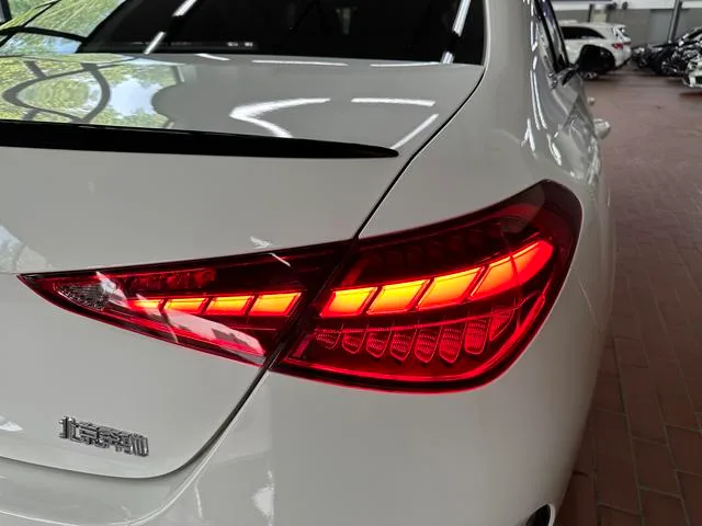 Mercedes-Benz C-Class 2023 C 260 L Hao Night Sports Edition interior photo 19 Mercedes-Benz C-Class 2023 C 260 L Hao Night Sports Edition interior photo 19