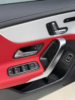 Mercedes-Benz CLA AMG 2022 AMG CLA 45 S 4MATIC 55 Edición de aniversario interior foto 14 Mercedes-Benz CLA AMG 2022 AMG CLA 45 S 4MATIC 55 Edición de aniversario interior foto 14