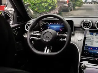 Mercedes-Benz C-Class 2025 C 260 L Hao Night Sports Edition interior photo 14 Mercedes-Benz C-Class 2025 C 260 L Hao Night Sports Edition interior photo 14