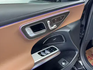 Mercedes-Benz E-Class 2024 Restyling E 300 L Fashionable Passenger car exterior photo 8 Mercedes-Benz E-Class 2024 Restyling E 300 L Fashionable Passenger car exterior photo 8