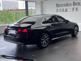 Mercedes-Benz E-Class 2024 Restyling E 300 L Fashionable Passenger car interior photo 11 Mercedes-Benz E-Class 2024 Restyling E 300 L Fashionable Passenger car interior photo 11