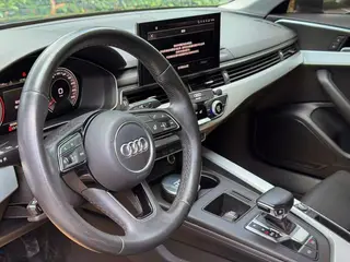 Audi A4L 2022 40 TFSI Moda y elegante interior foto 14 Audi A4L 2022 40 TFSI Moda y elegante interior foto 14