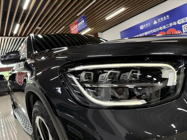 Mercedes-Benz GLC 2022 GLC 260 L 4MATIC Dinámico exterior foto 6 Mercedes-Benz GLC 2022 GLC 260 L 4MATIC Dinámico exterior foto 6
