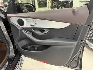 Mercedes-Benz GLC 2022 GLC 260 L 4MATIC Dinámico interior foto 11 Mercedes-Benz GLC 2022 GLC 260 L 4MATIC Dinámico interior foto 11