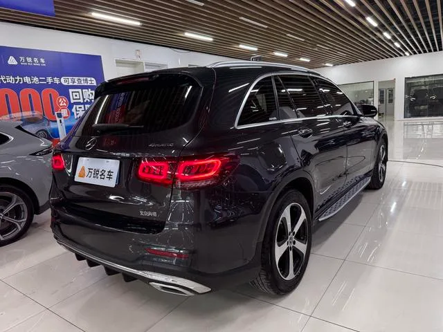 Mercedes-Benz GLC 2022 GLC 260 L 4MATIC Dinámico interior foto 18 Mercedes-Benz GLC 2022 GLC 260 L 4MATIC Dinámico interior foto 18