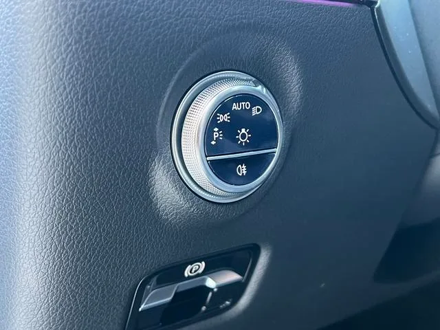 Mercedes-Benz C-Class 2024 C 260 L Sports version exterior photo 9 Mercedes-Benz C-Class 2024 C 260 L Sports version exterior photo 9