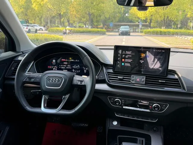 Audi Q5L 2022 Reforma 40T Deluxe dinámico interior foto 13 Audi Q5L 2022 Reforma 40T Deluxe dinámico interior foto 13