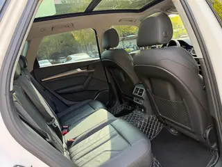 Audi Q5L 2022 Reforma 40T Deluxe dinámico interior foto 14 Audi Q5L 2022 Reforma 40T Deluxe dinámico interior foto 14