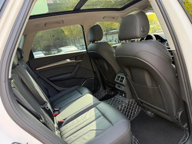 Audi Q5L 2022 Reforma 40T Deluxe dinámico interior foto 14 Audi Q5L 2022 Reforma 40T Deluxe dinámico interior foto 14