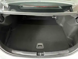 Mercedes-Benz C-Class 2025 Restyling C 260 L Hao Night Sports Edition interior photo 18 Mercedes-Benz C-Class 2025 Restyling C 260 L Hao Night Sports Edition interior photo 18