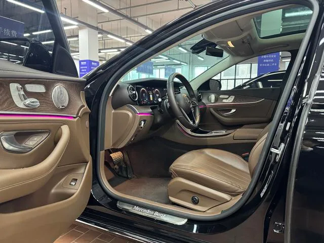 Mercedes-Benz E-Class 2023 E 300 L Luxury type Passenger car exterior photo 4