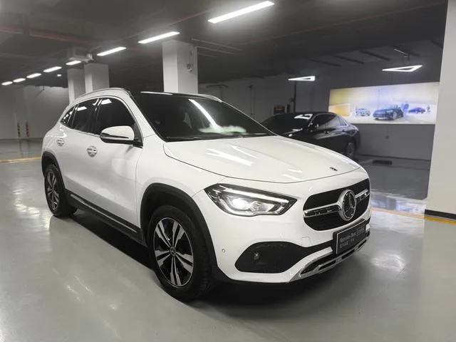 Mercedes-Benz GLA 2020 GLA 200 exterior foto 3 Mercedes-Benz GLA 2020 GLA 200 exterior foto 3
