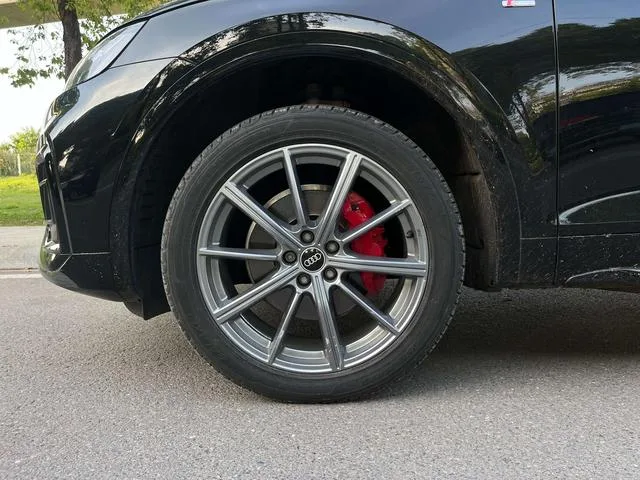 Audi Q5L 2022 40T Tipo dinámico de moda exterior foto 8 Audi Q5L 2022 40T Tipo dinámico de moda exterior foto 8