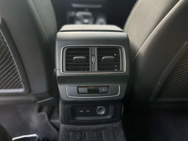 Audi Q5L 2022 40T Tipo dinámico de moda interior foto 14 Audi Q5L 2022 40T Tipo dinámico de moda interior foto 14