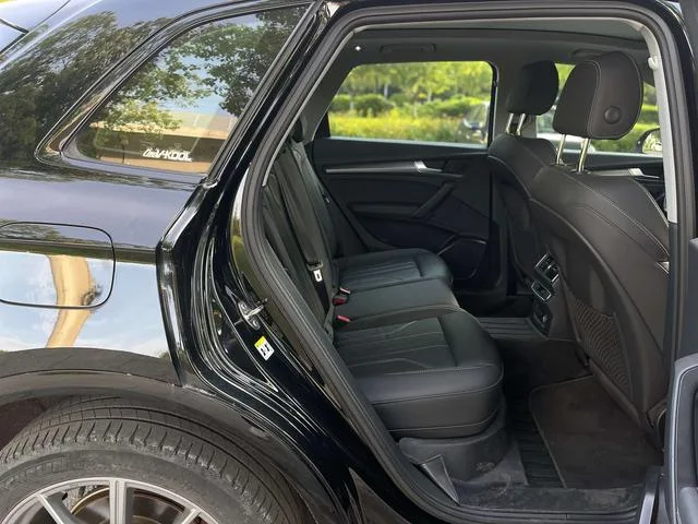 Audi Q5L 2022 40T Tipo dinámico de moda interior foto 16 Audi Q5L 2022 40T Tipo dinámico de moda interior foto 16
