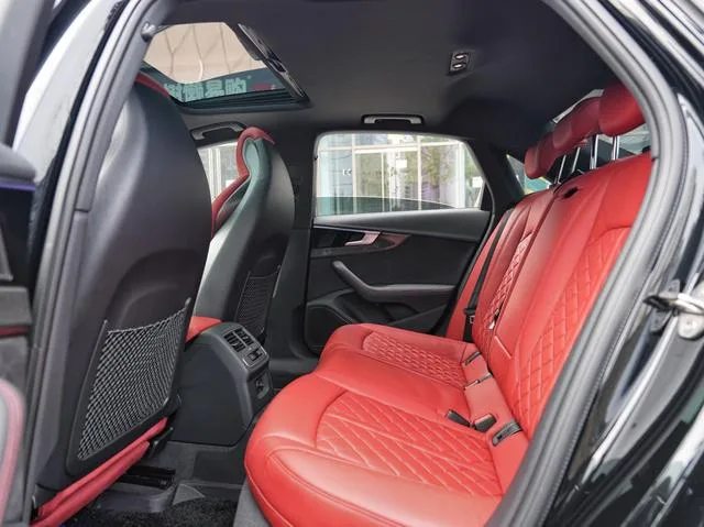 Audi S4 2023 3.0TFSI interior photo 11 Audi S4 2023 3.0TFSI interior photo 11