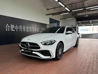 Mercedes-Benz C-Class 2024 Reforma C 260 L Versión deportiva exterior foto 1 Mercedes-Benz C-Class 2024 Reforma C 260 L Versión deportiva exterior foto 1